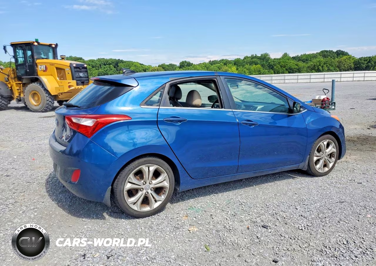 2013 Hyundai Elantra Gt Base VIN:KMHD35LE8DU134097 - 3