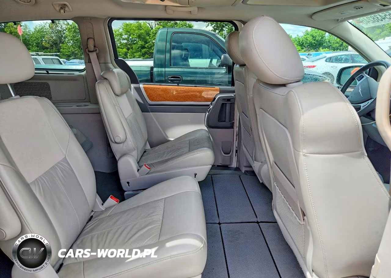 2008 Chrysler Town & Country Limited VIN:2A8HR64X08R646068 - 11