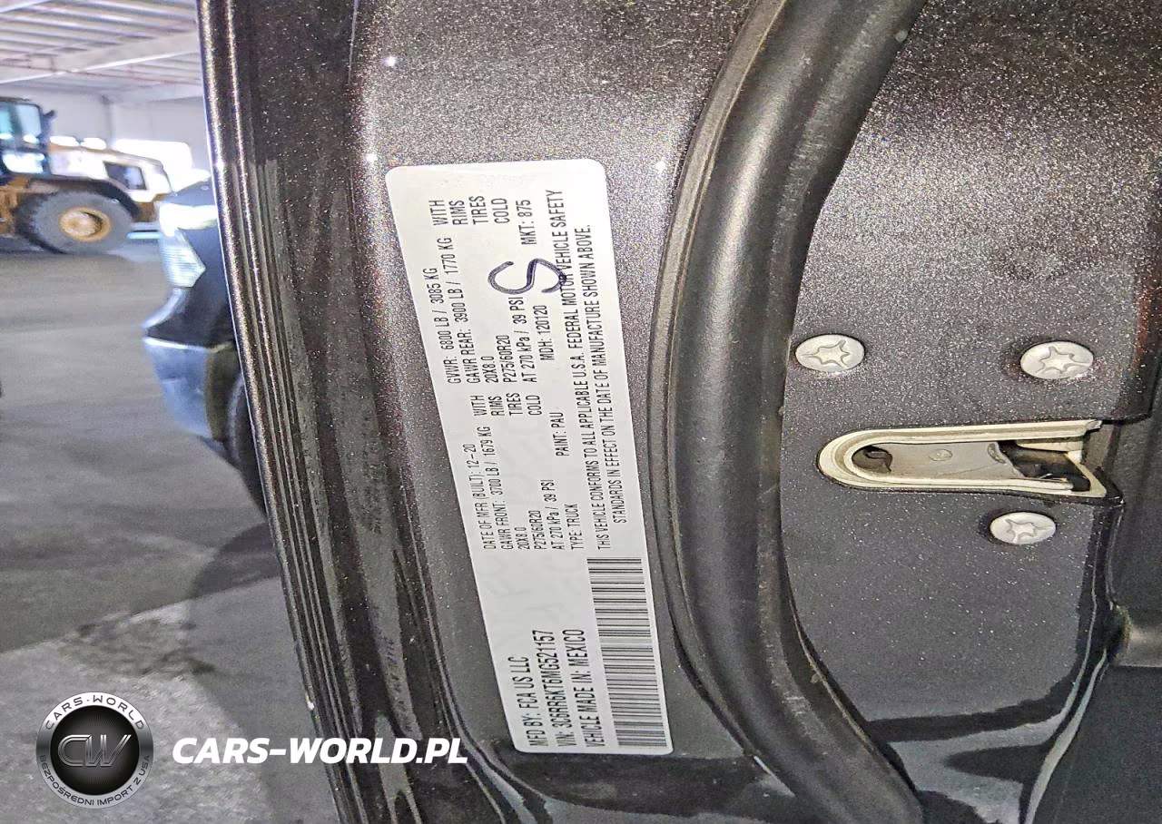 2021 Ram 1500 Classic Tradesman VIN:3C6RR6KT6MG521157 - 12