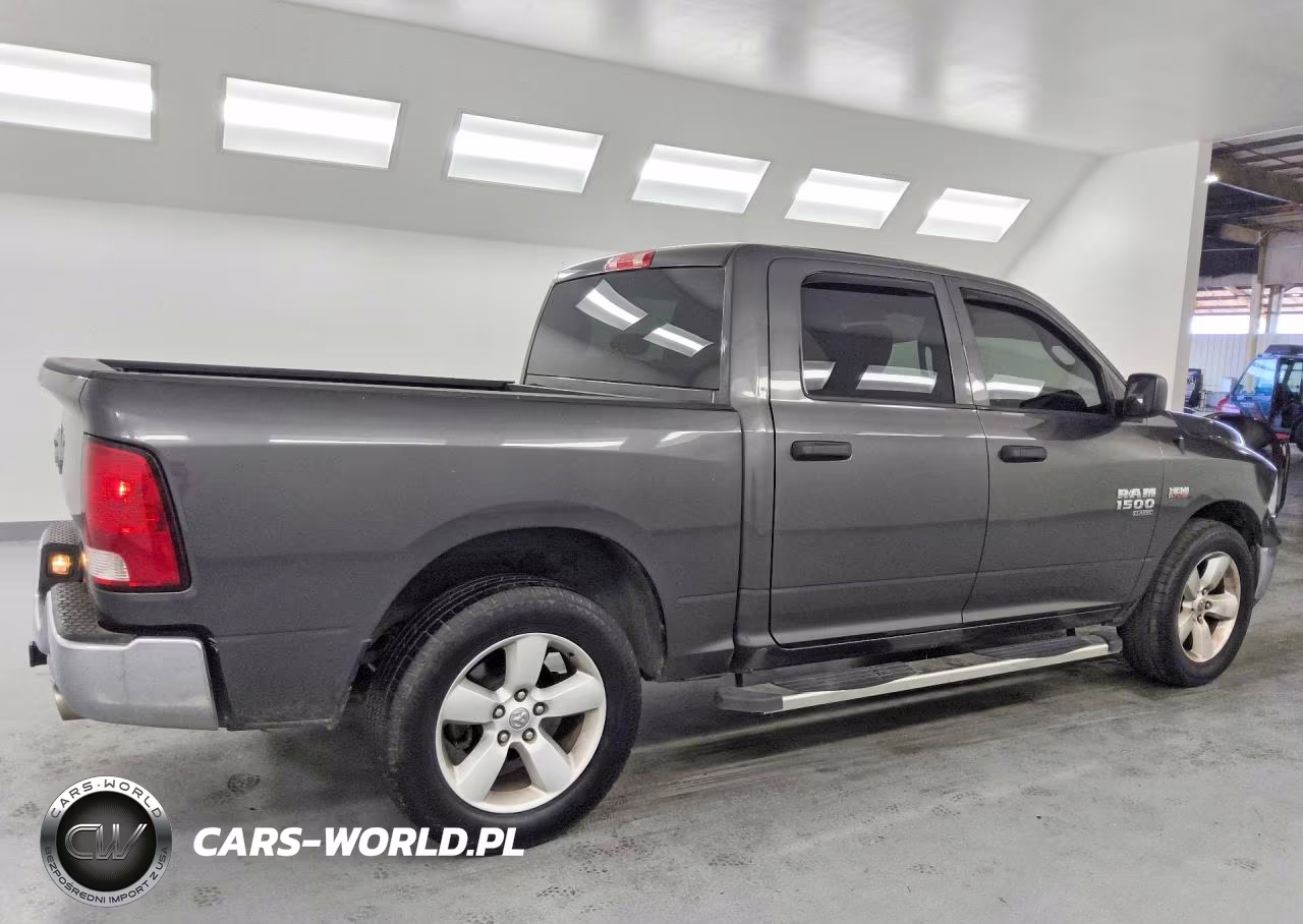 2021 Ram 1500 Classic Tradesman VIN:3C6RR6KT6MG521157 - 3