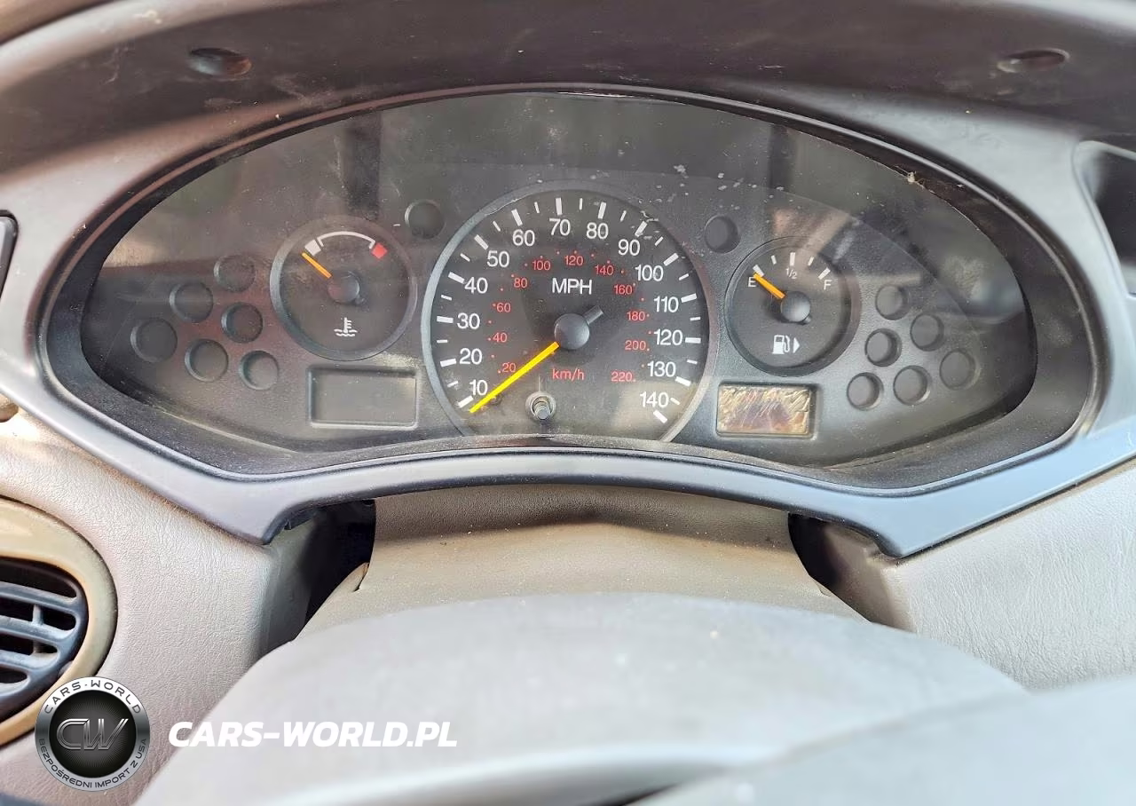 2002 Ford Focus Se VIN:1FAFP34P92W254150 - 9