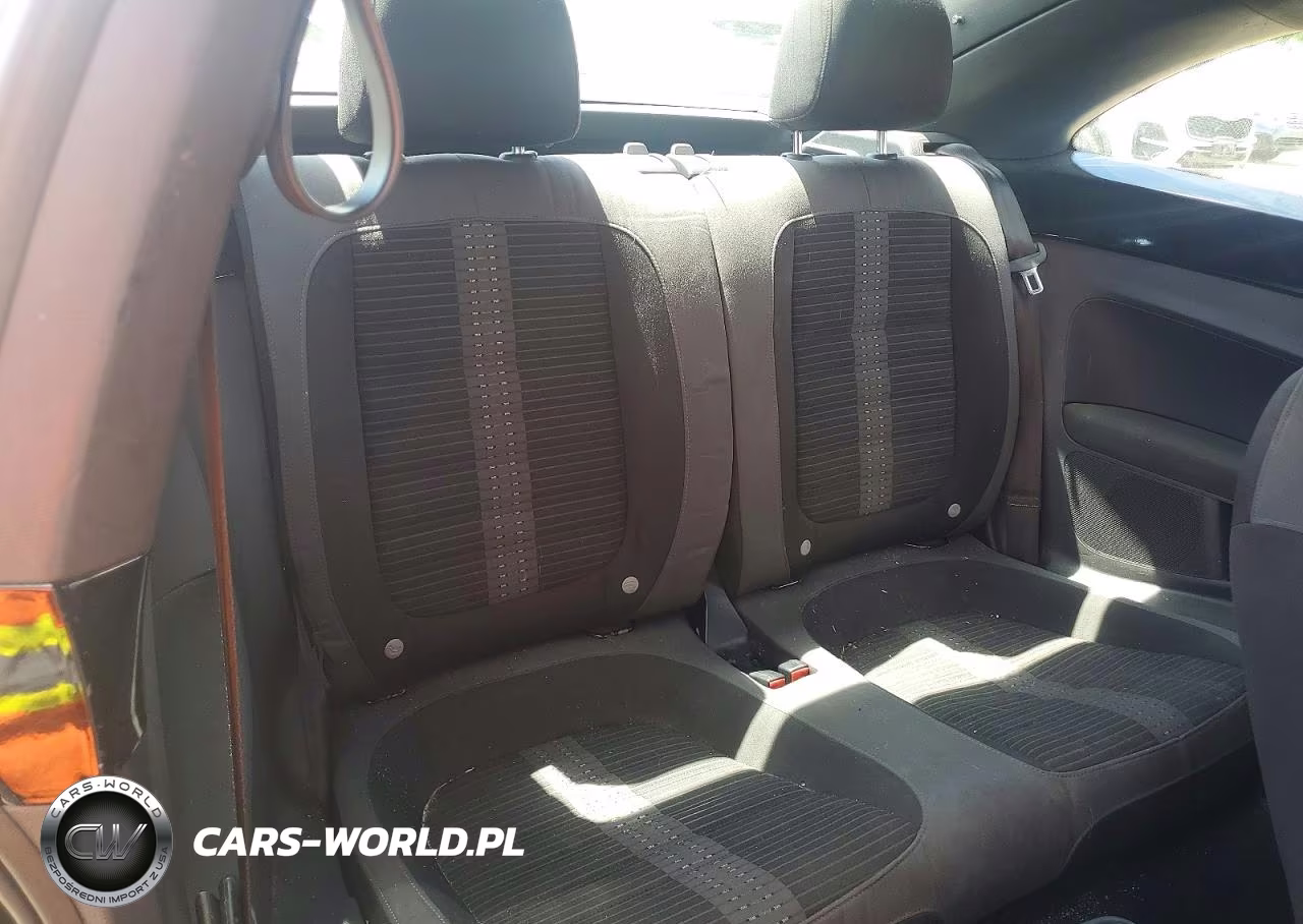 2012 Volkswagen Beetle Turbo VIN:3VWVA7AT8CM665389 - 10
