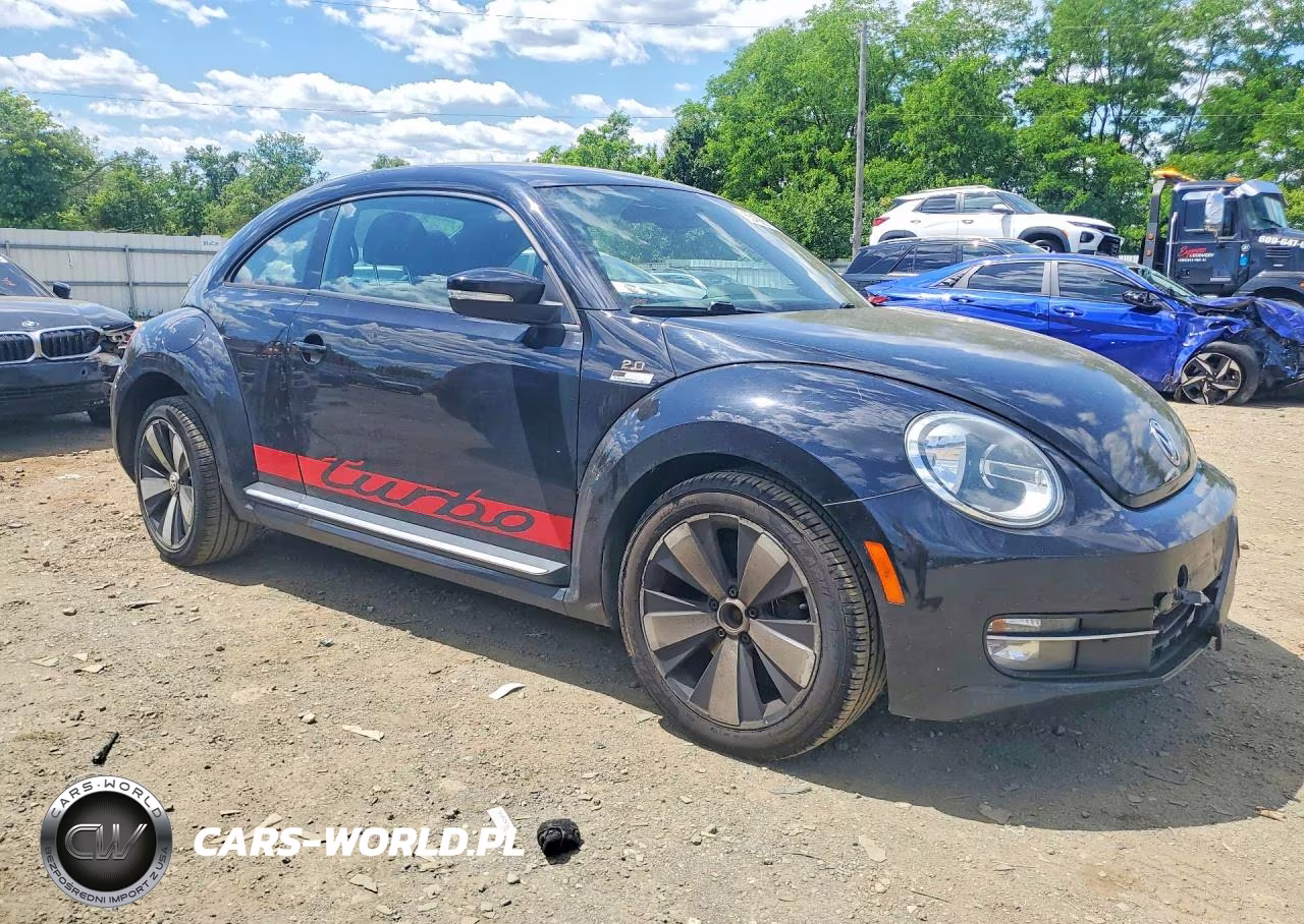 2012 Volkswagen Beetle Turbo VIN:3VWVA7AT8CM665389 - 4