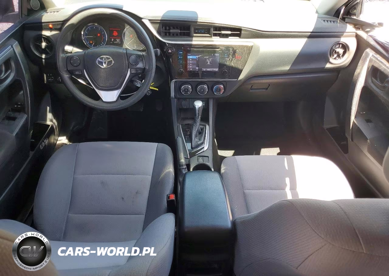 2019 Toyota Corolla L VIN:2T1BURHE5KC208742 - 8