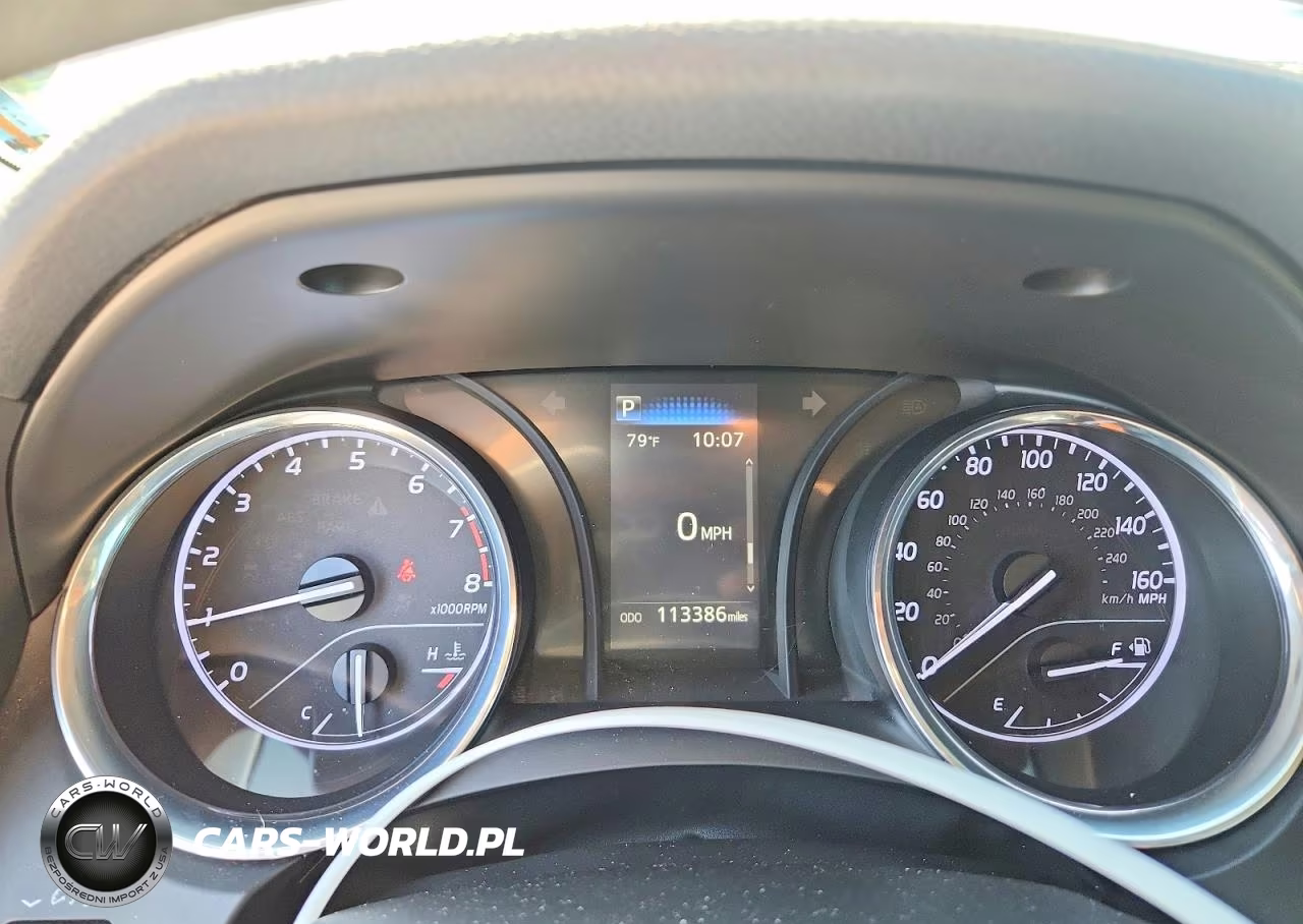 2020 Toyota Camry Le VIN:4T1C11AK2LU977410 - 9