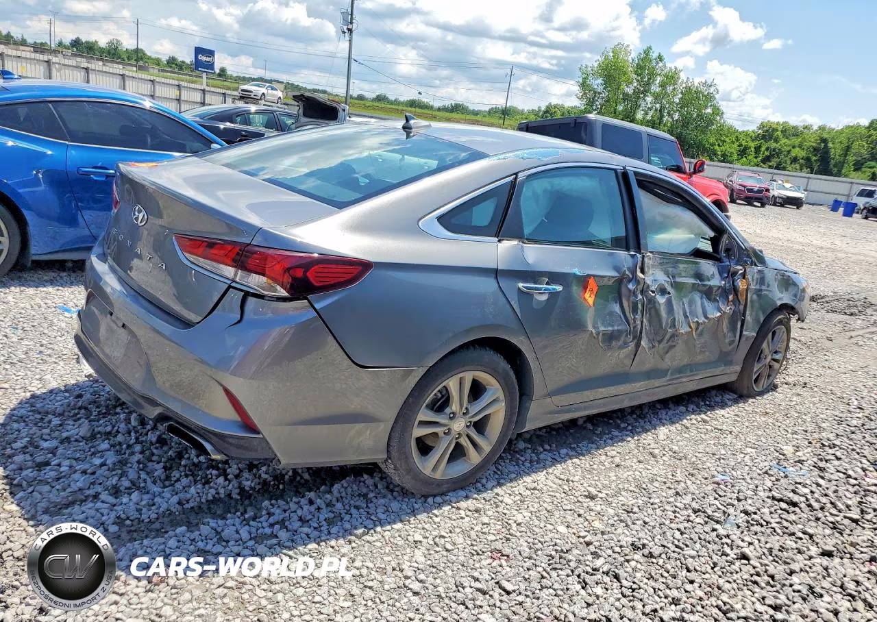 2018 Hyundai Sonata Sel VIN:5NPE34AF9JH682498 - 3