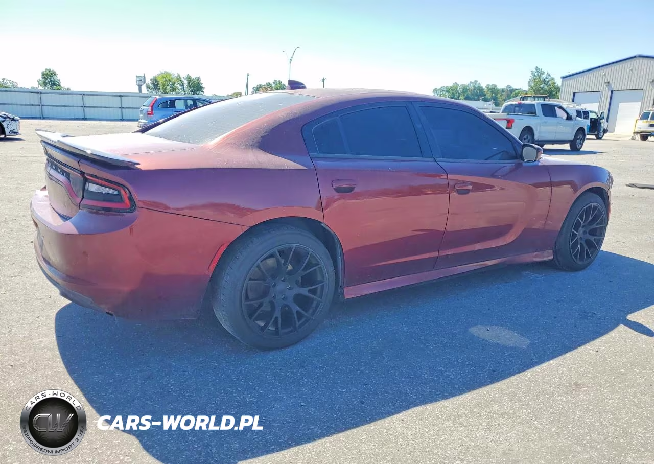 2018 Dodge Charger Sxt Plus VIN:2C3CDXHG7JH166626 - 3