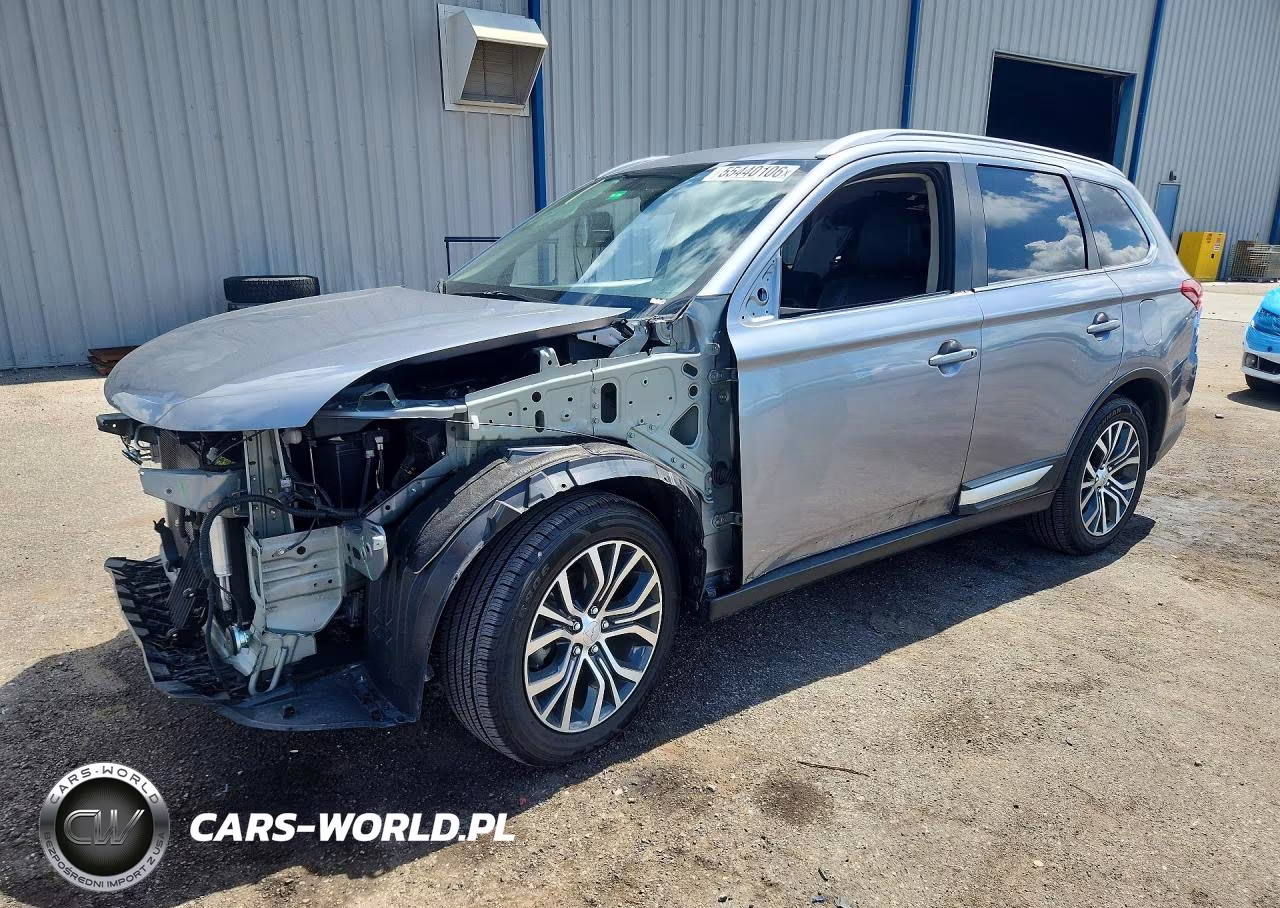 2017 Mitsubishi Outlander Se – zdjęcie 1 z 14