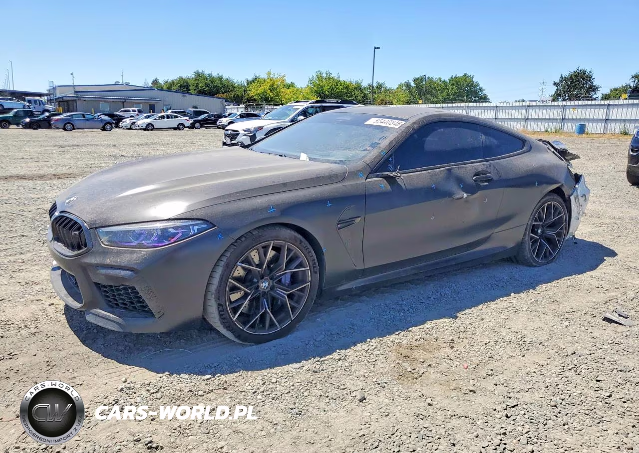 2020 BMW M8 – zdjęcie 1 z 12