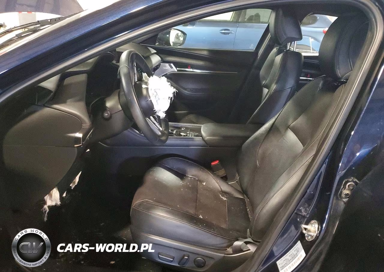 2019 Mazda 3 Premium VIN:JM1BPANM9K1144360 - 7