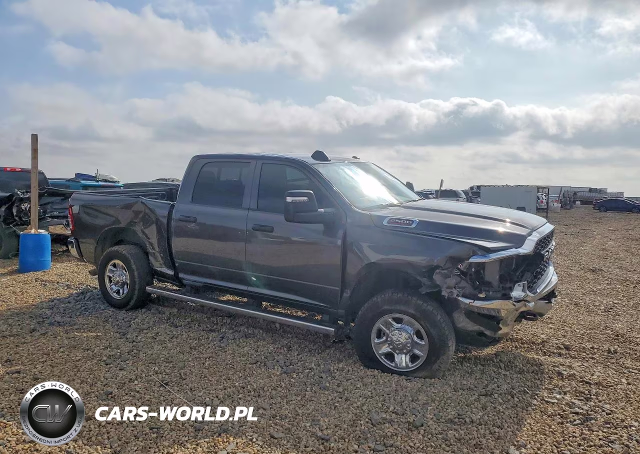 2023 Ram 2500 Tradesman VIN:3C6UR5CJ5PG518448 - 4
