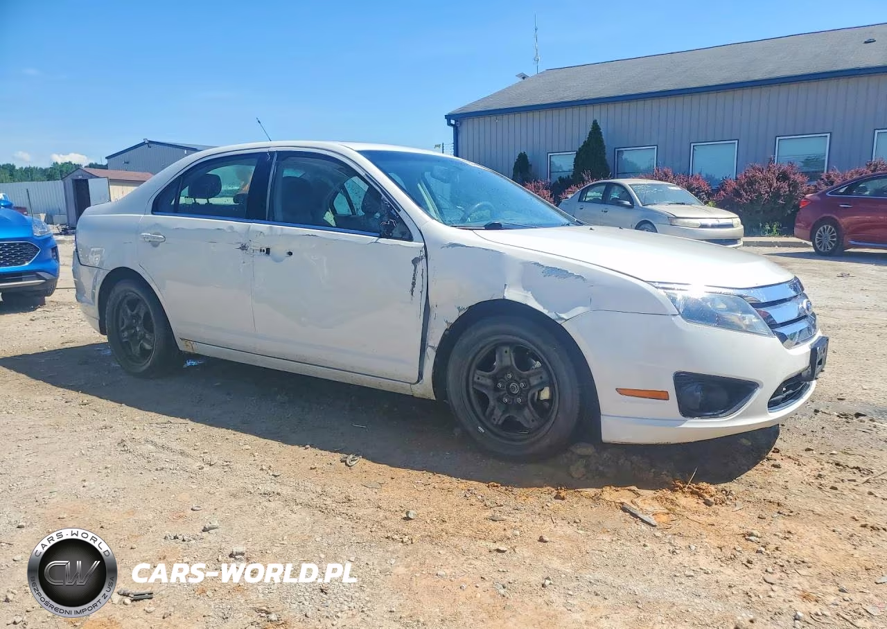 2011 Ford Fusion Se VIN:3FAHP0HA2BR340433 - 4
