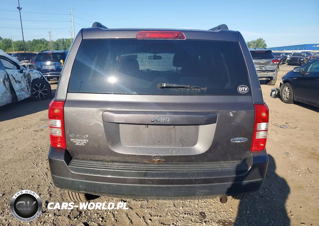 2015 Jeep Patriot Latitude VIN:1C4NJRFB8FD280249 - 6
