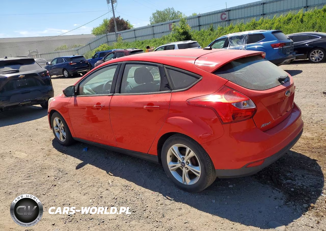 2014 Ford Focus Se VIN:1FADP3K22EL132878 - 2