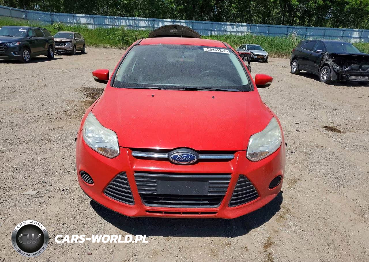 2014 Ford Focus Se VIN:1FADP3K22EL132878 - 5