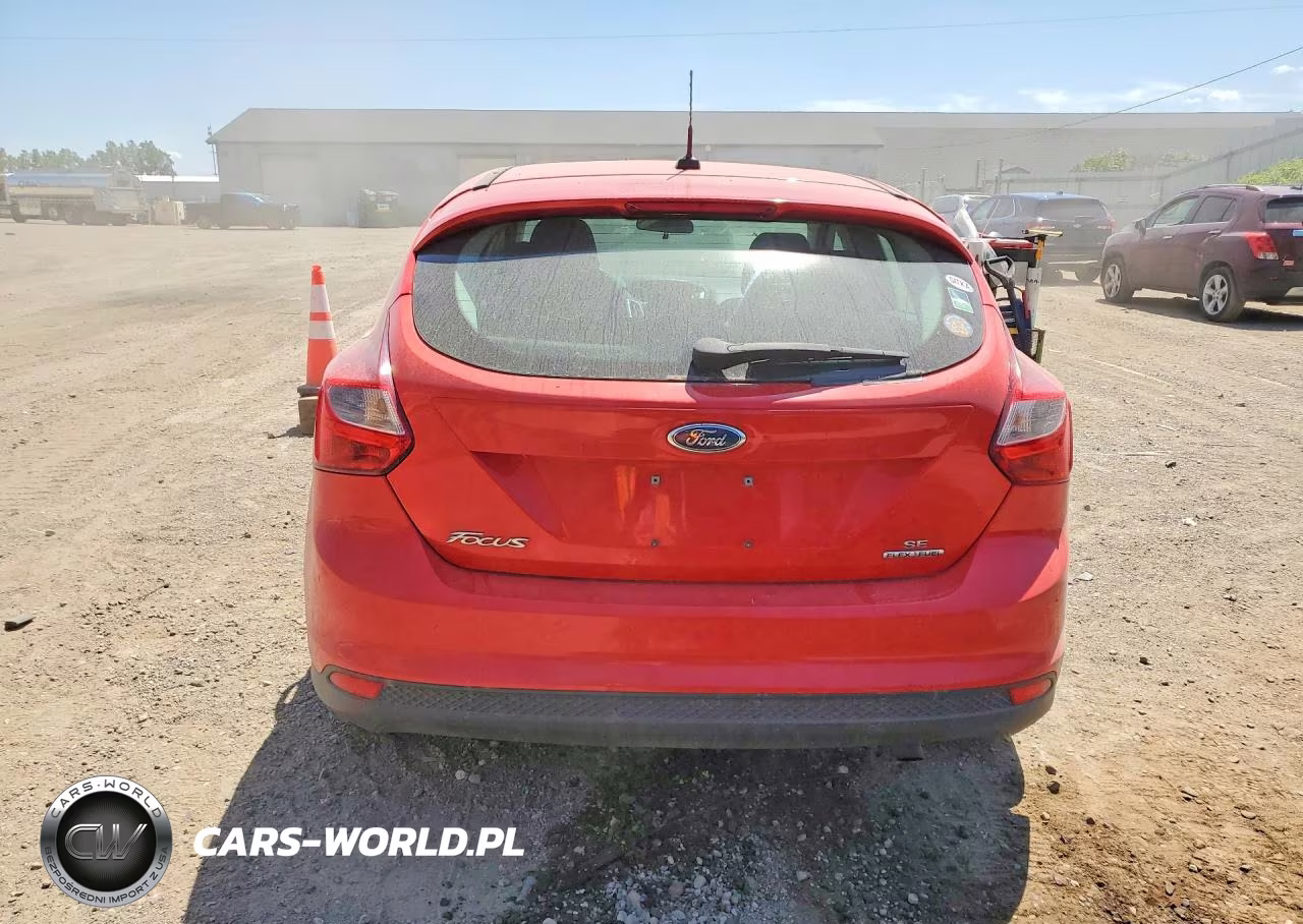 2014 Ford Focus Se VIN:1FADP3K22EL132878 - 6