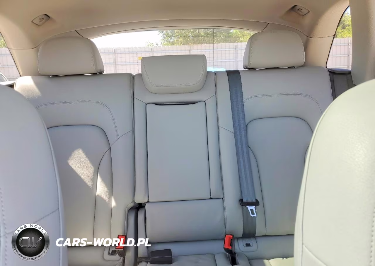 2014 Audi Q5 Premium Plus VIN:WA1LFAFP4EA085815 - 10