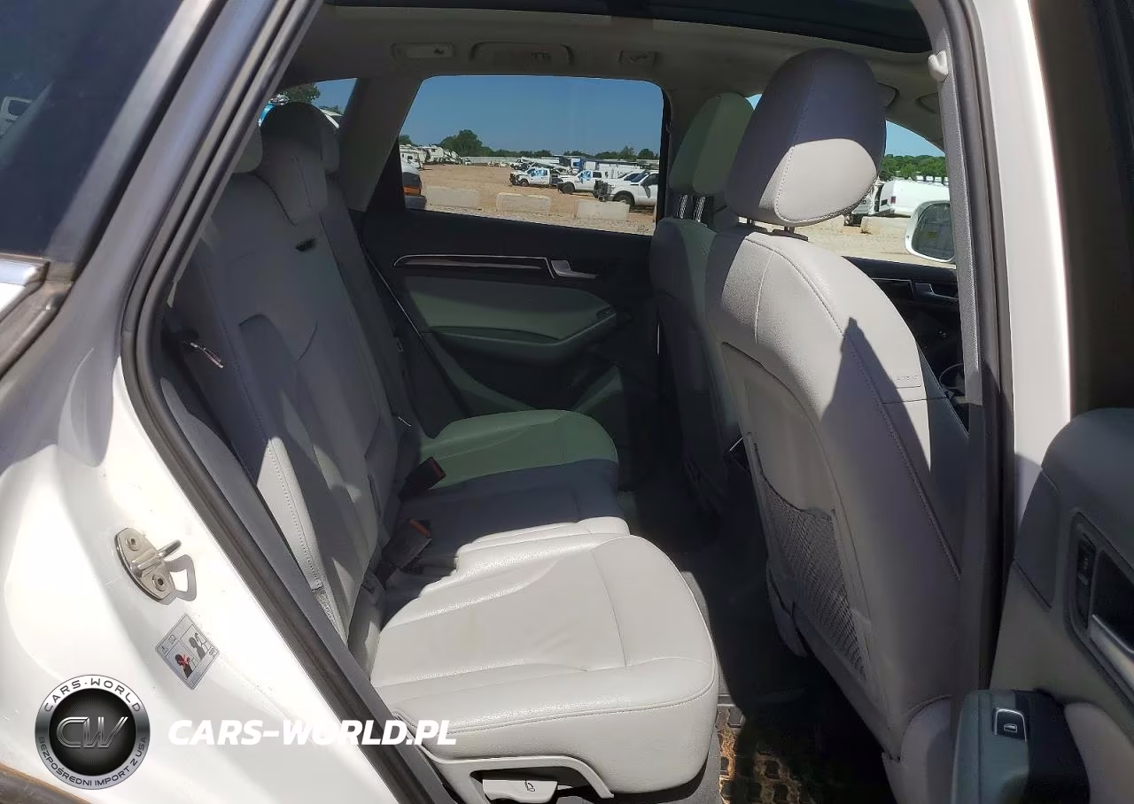 2014 Audi Q5 Premium Plus VIN:WA1LFAFP4EA085815 - 11