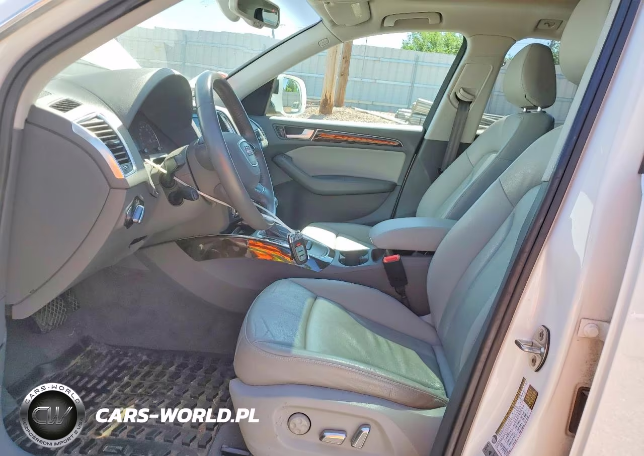 2014 Audi Q5 Premium Plus VIN:WA1LFAFP4EA085815 - 7