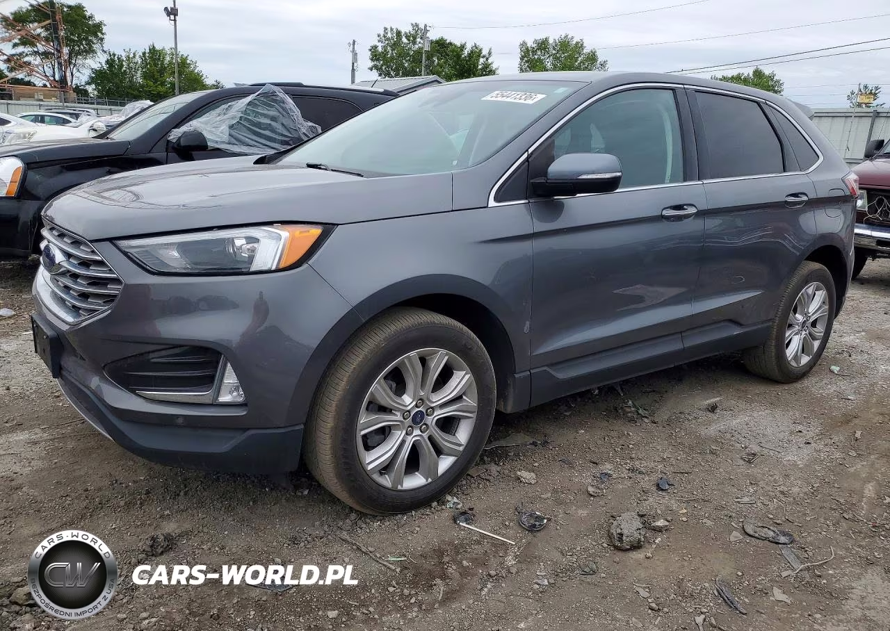 2022 Ford Edge Titanium