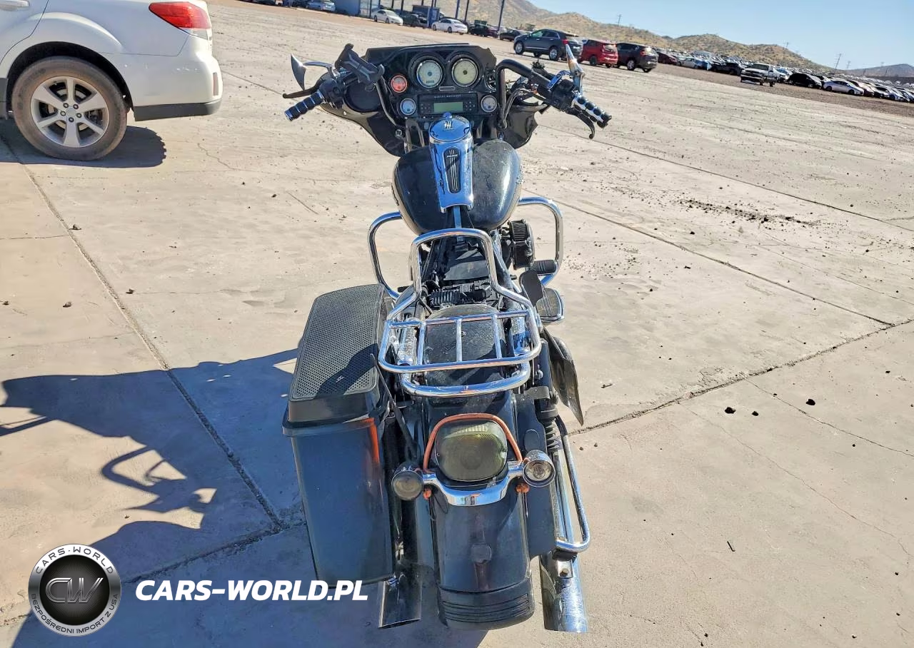 2008 Harley-Davidson Flhx VIN:1HD1KB4158Y627088 - 4