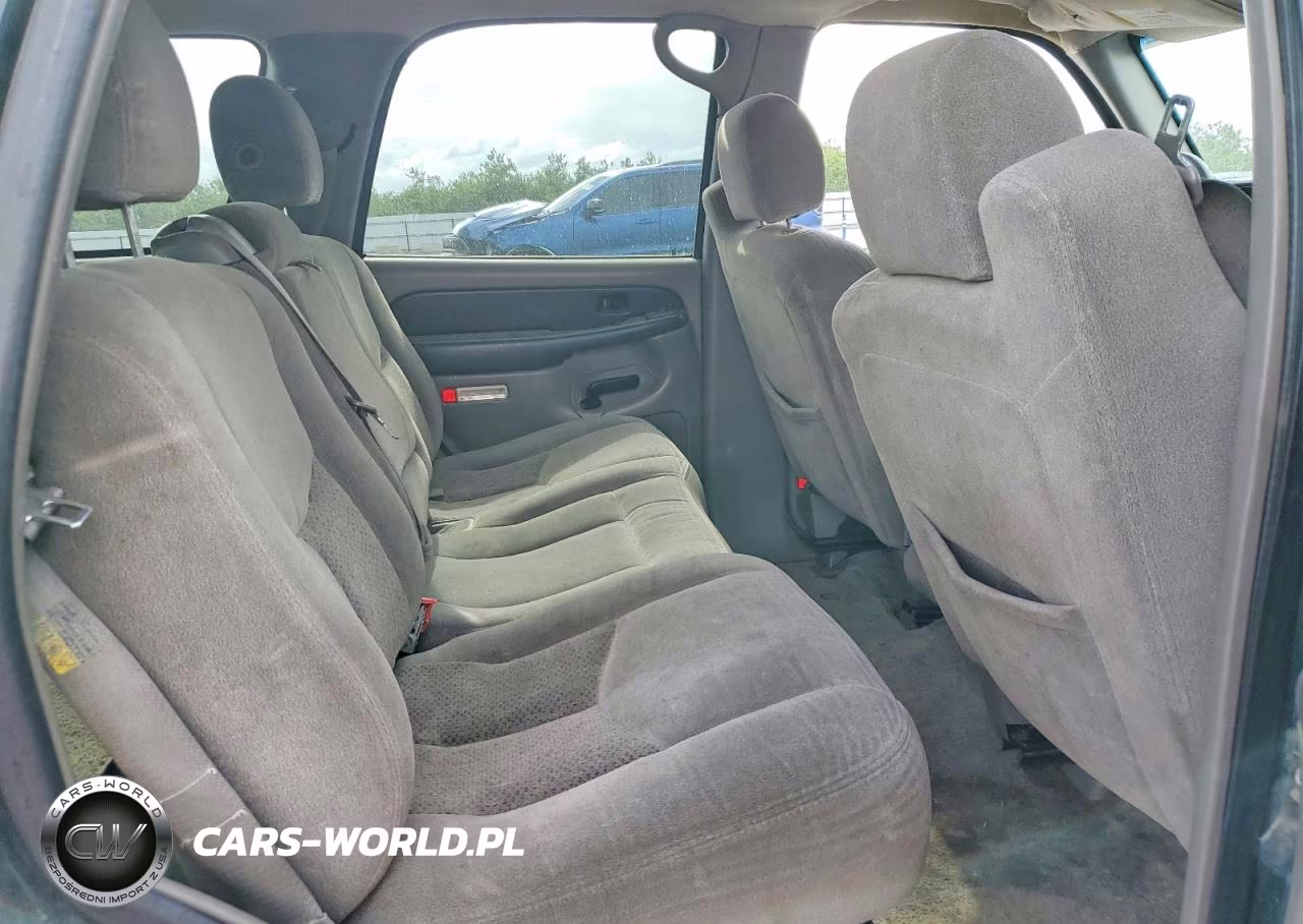 2003 Chevrolet Tahoe C1500 VIN:1GNEC13V03J244196 - 11