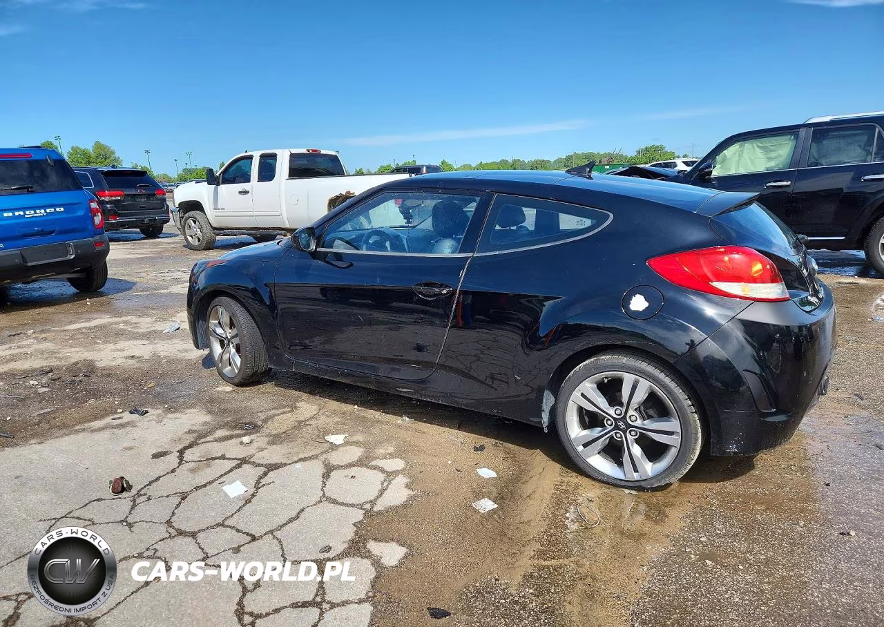 2012 Hyundai Veloster Base VIN:KMHTC6AD2CU074649 - 2