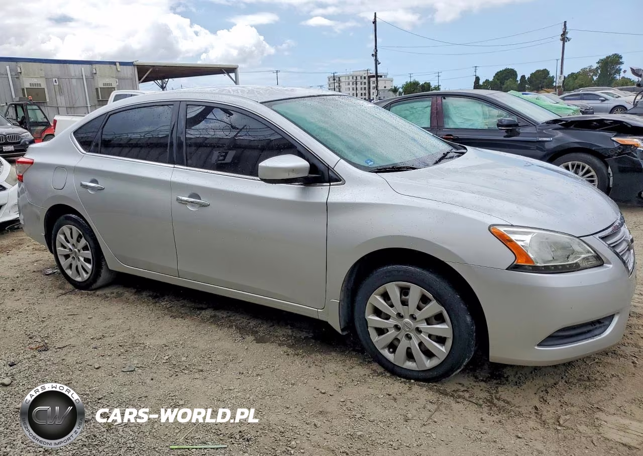 2015 Nissan Sentra S VIN:3N1AB7AP3FY374882 - 4