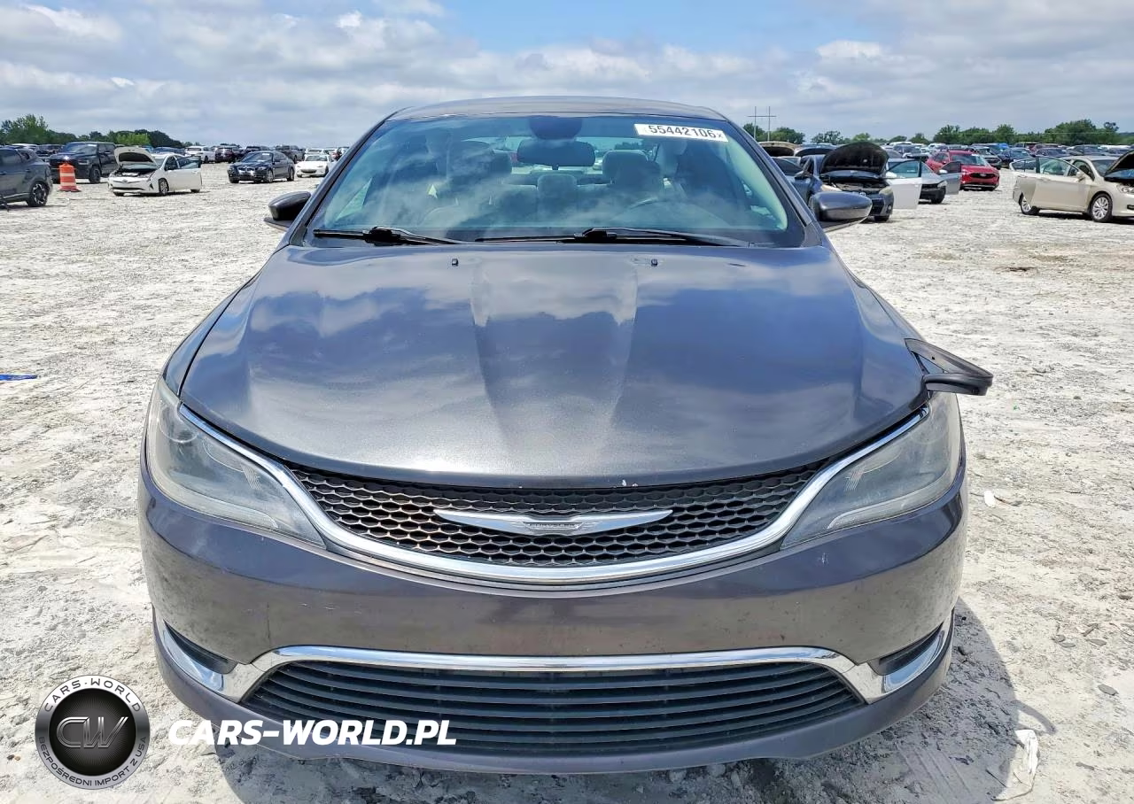 2015 Chrysler 200 Limited VIN:1C3CCCAB5FN528977 - 5