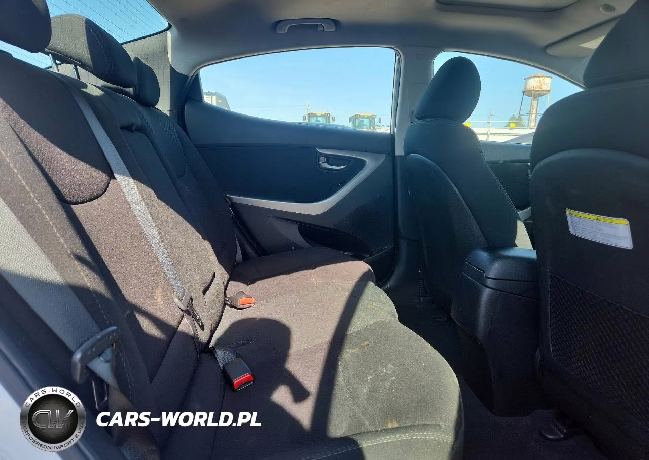 2016 Hyundai Elantra Value Edition VIN:5NPDH4AE4GH775345 - 10