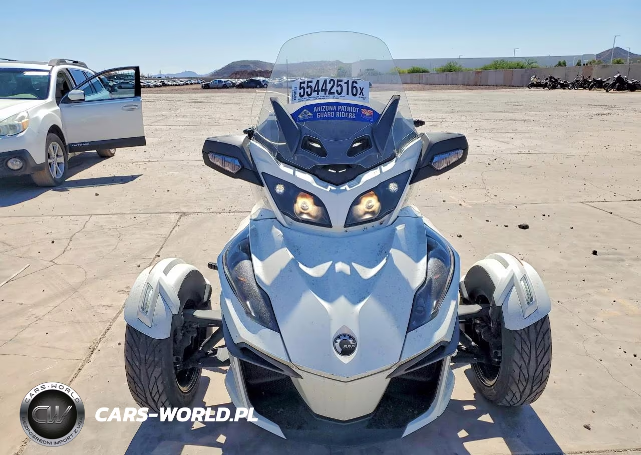 2018 Can-Am Spyder Roadster Rt VIN:2BXNBDD23JV000639 - 2