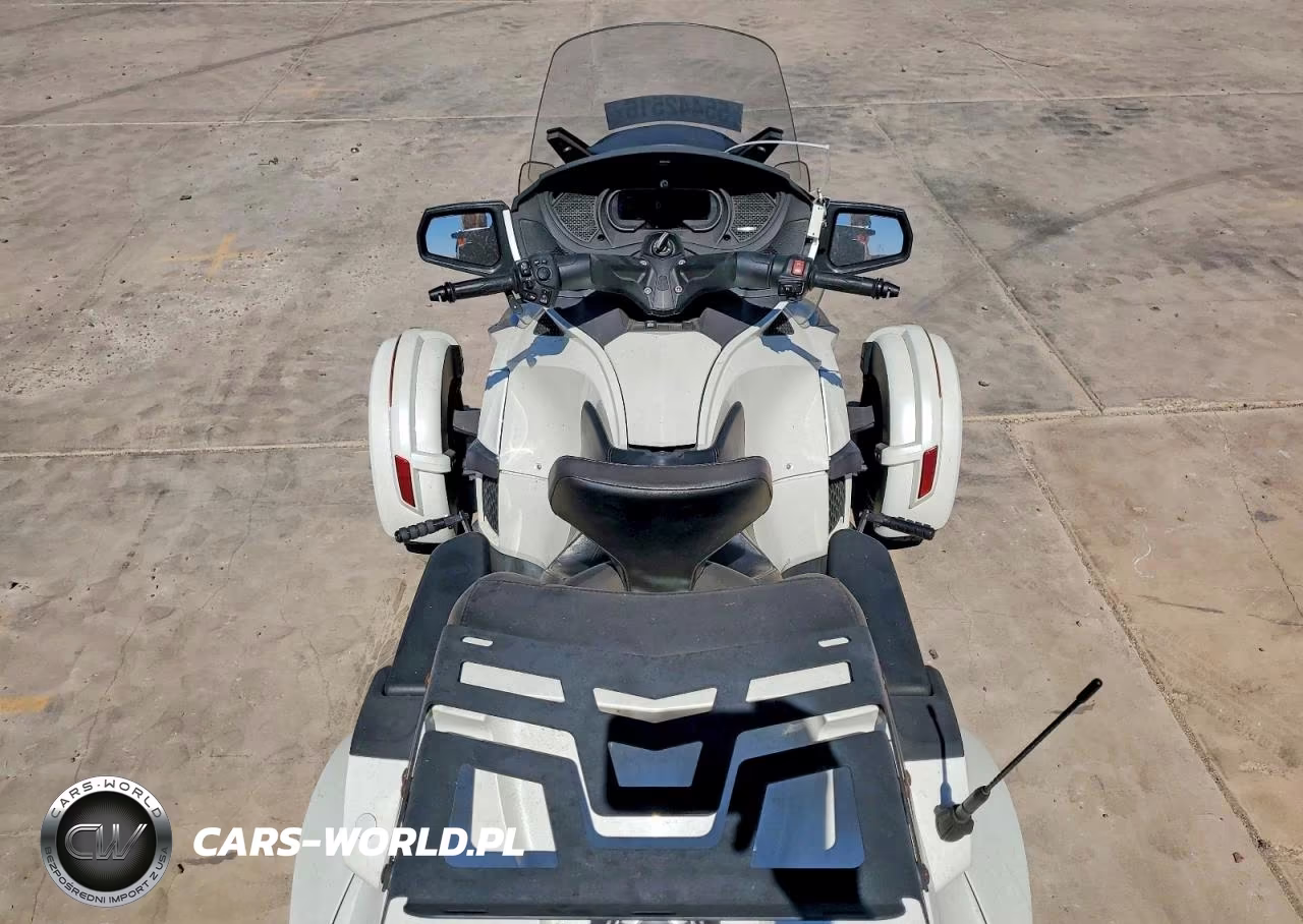 2018 Can-Am Spyder Roadster Rt VIN:2BXNBDD23JV000639 - 6