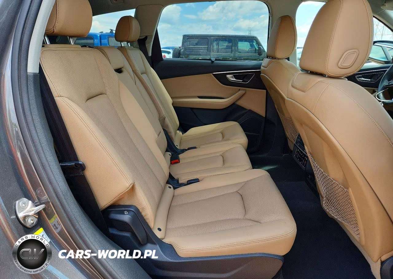2024 Audi Q7 Premium Plus VIN:WA1LXBF75RD000875 - 11