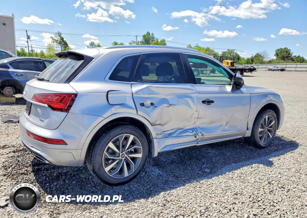 2023 Audi Q5 Premium Plus 45 VIN:WA1EABFY4P2047021 - 3