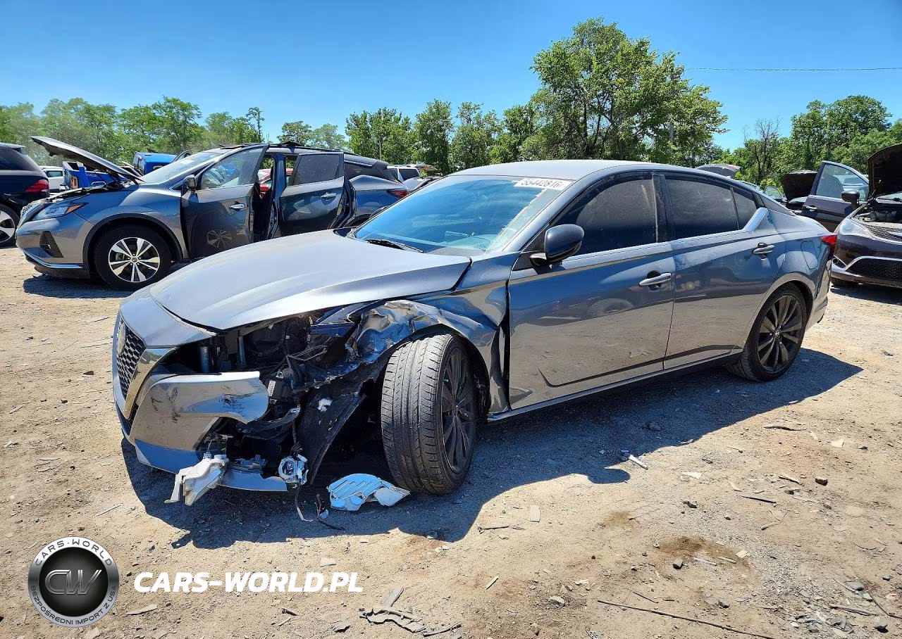 2019 Nissan Altima Sr – zdjęcie 1 z 12