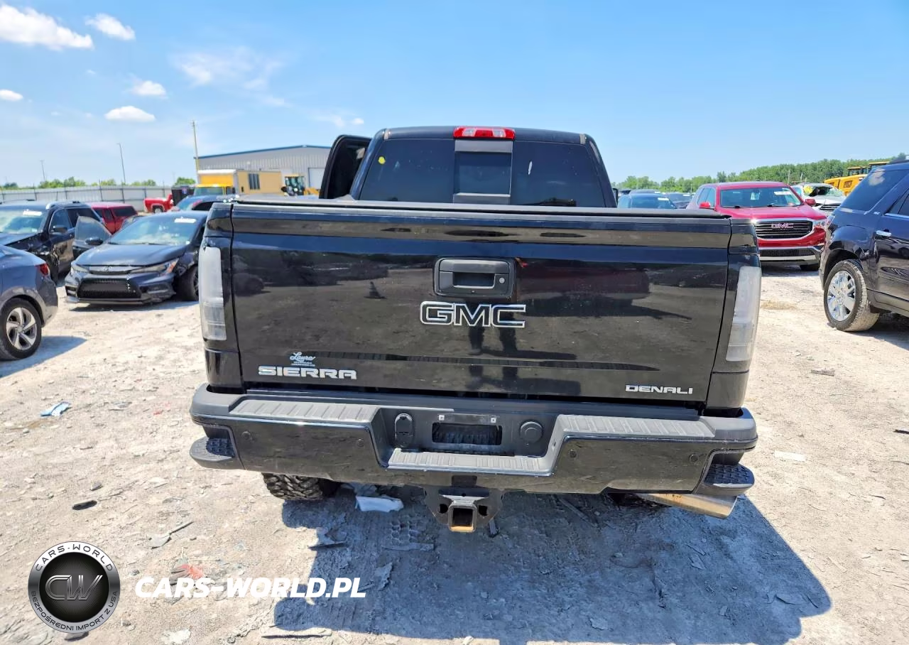 2018 GMC Sierra K2500 Denali VIN:1GT12UEY4JF251946 - 6