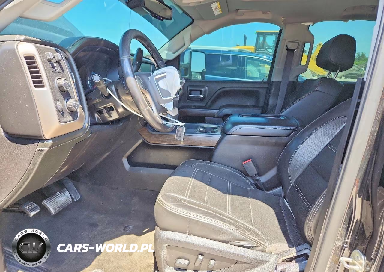 2018 GMC Sierra K2500 Denali VIN:1GT12UEY4JF251946 - 7