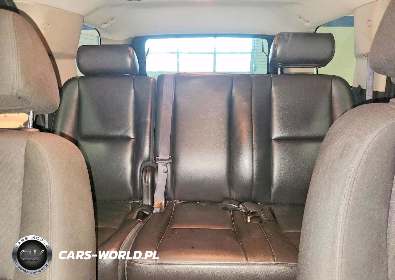2010 Chevrolet Tahoe C1500 Ls VIN:1GNMCAE09AR183863 - 10