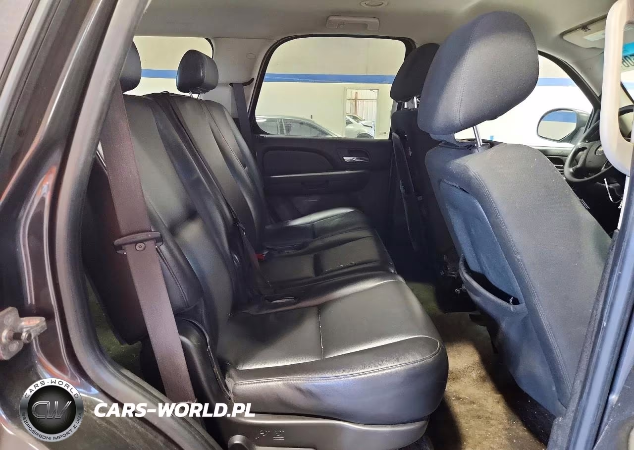 2010 Chevrolet Tahoe C1500 Ls VIN:1GNMCAE09AR183863 - 11