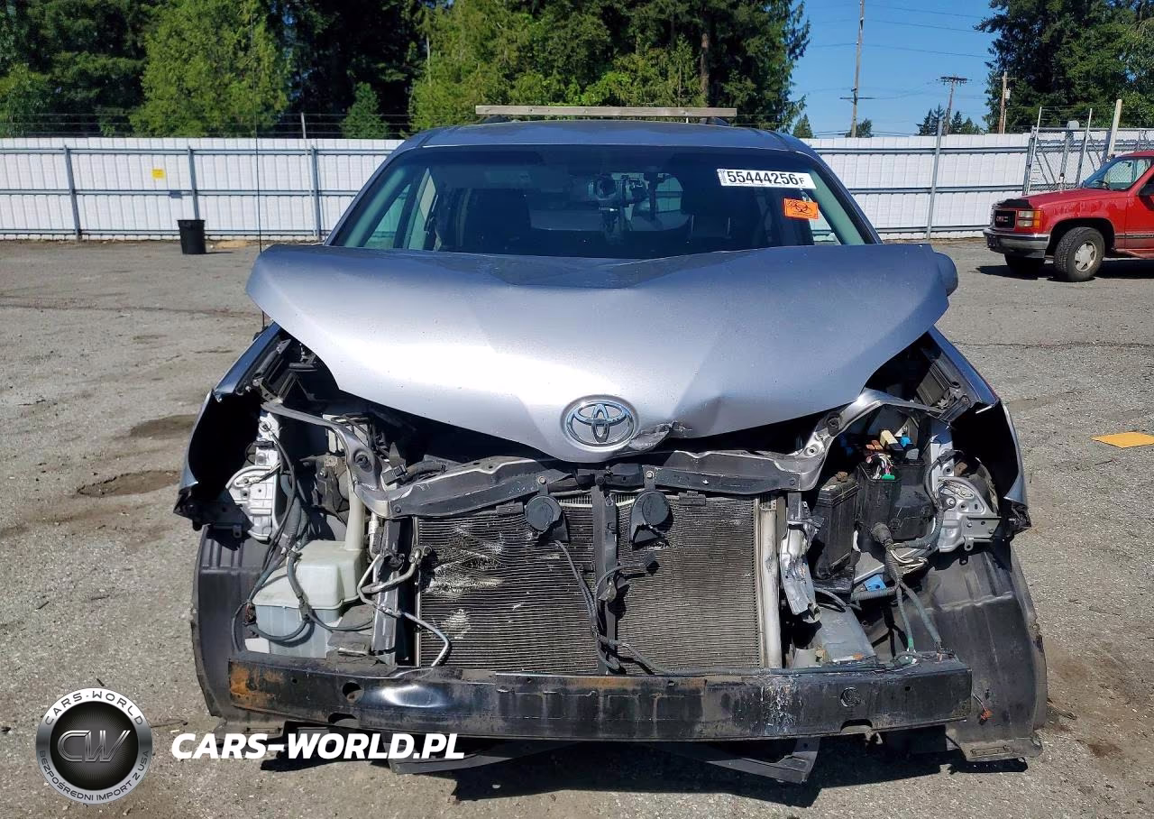 2011 Toyota Sienna Le VIN:5TDKK3DC7BS032484 - 5
