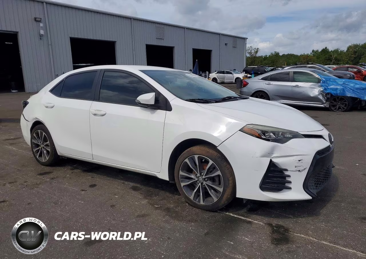 2018 Toyota Corolla Se VIN:5YFBURHE5JP848173 - 4
