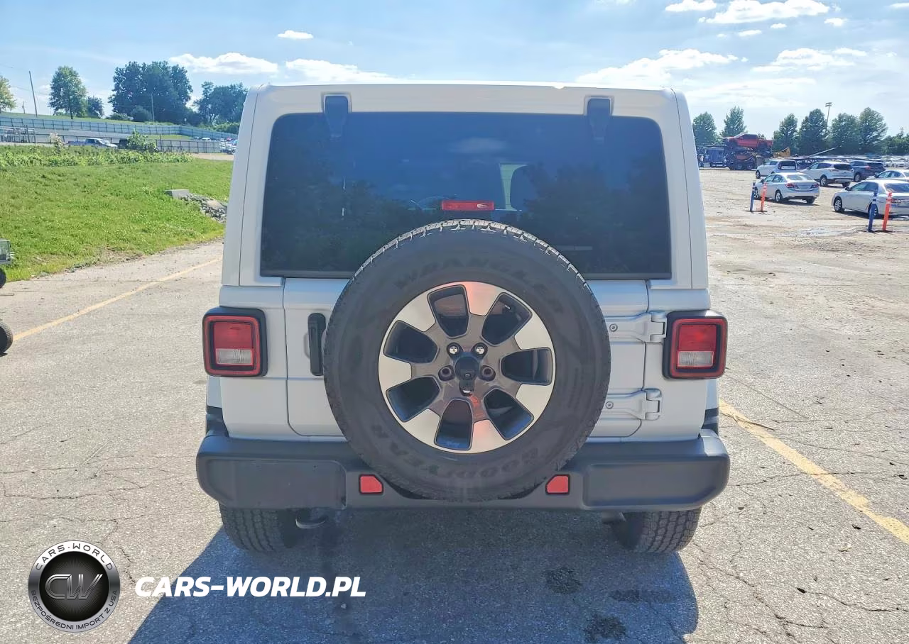 2021 Jeep Wrangler Unlimited Sahara VIN:1C4HJXEN4MW601573 - 6