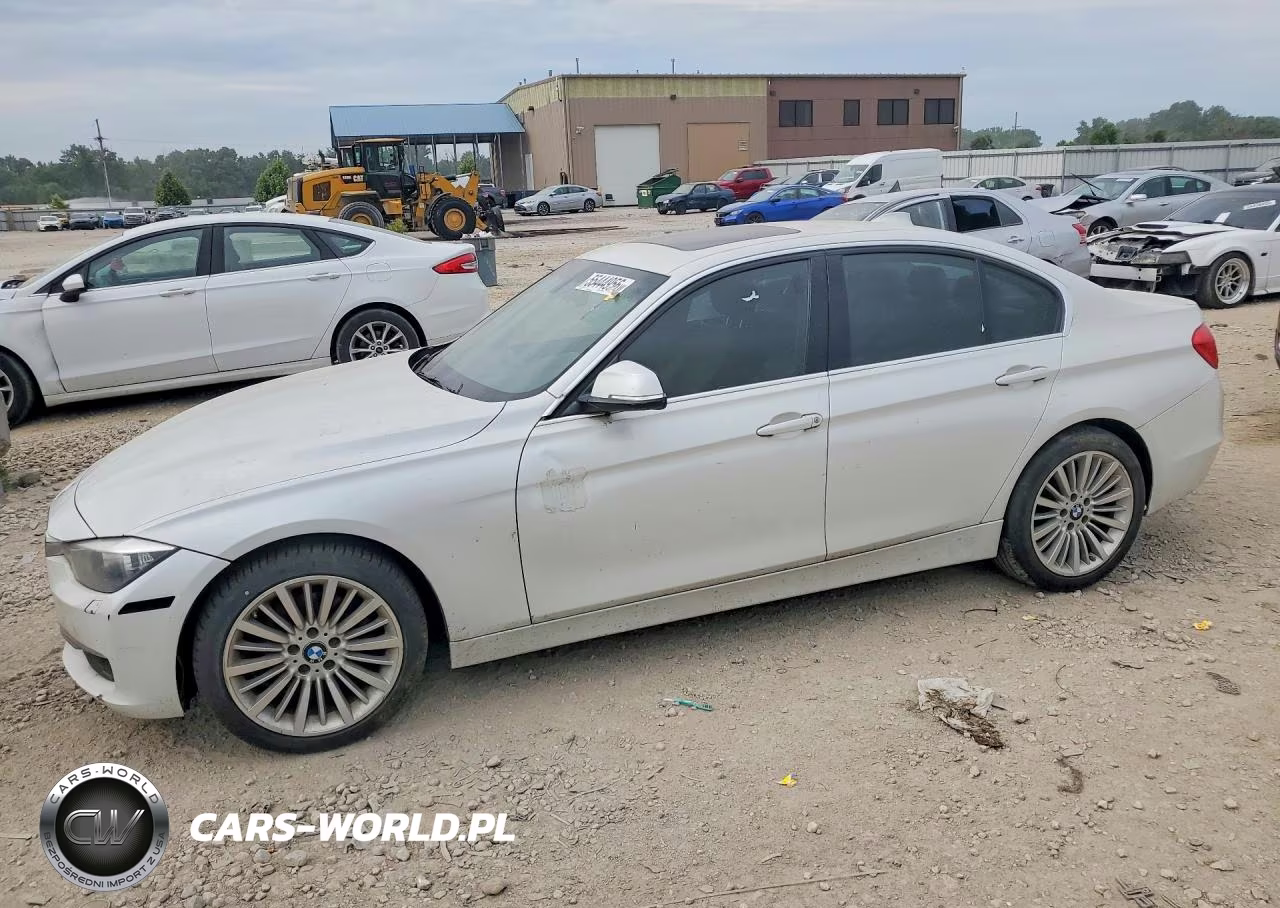 2013 BMW 328 Xi – zdjęcie 1 z 12
