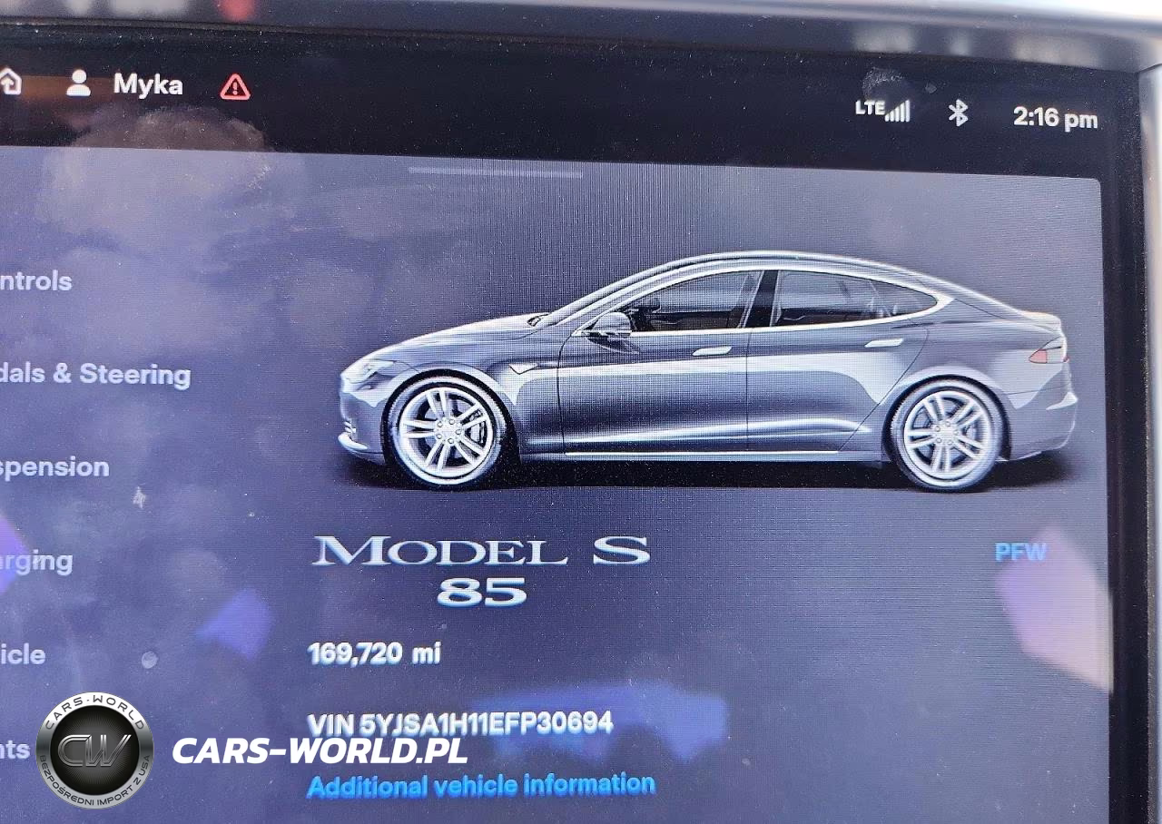 2014 Tesla Model S VIN:5YJSA1H11EFP30694 - 9