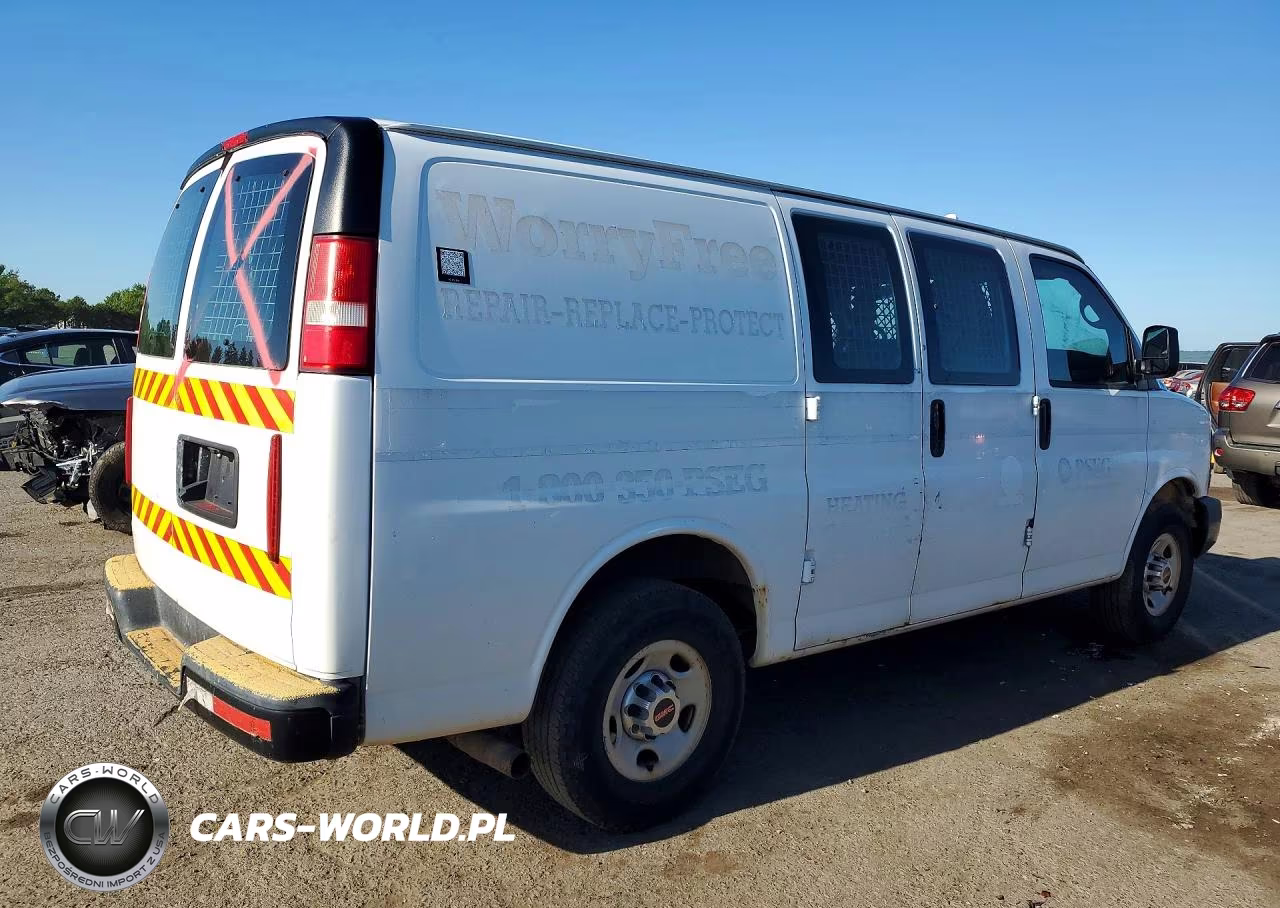 2015 GMC Savana G3500 VIN:1GTZ7TFG9F1112226 - 4