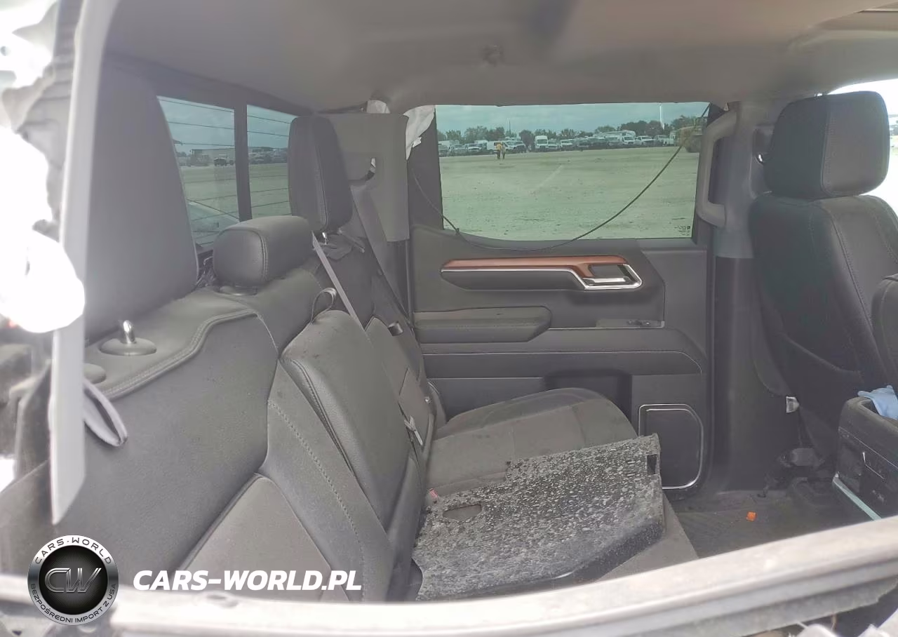 2023 GMC Sierra K1500 Denali VIN:1GTUUGE80PZ275404 - 10