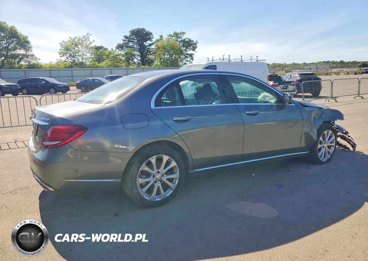 2017 Mercedes-Benz E 300 4Matic VIN:WDDZF4KB6HA119047 - 3