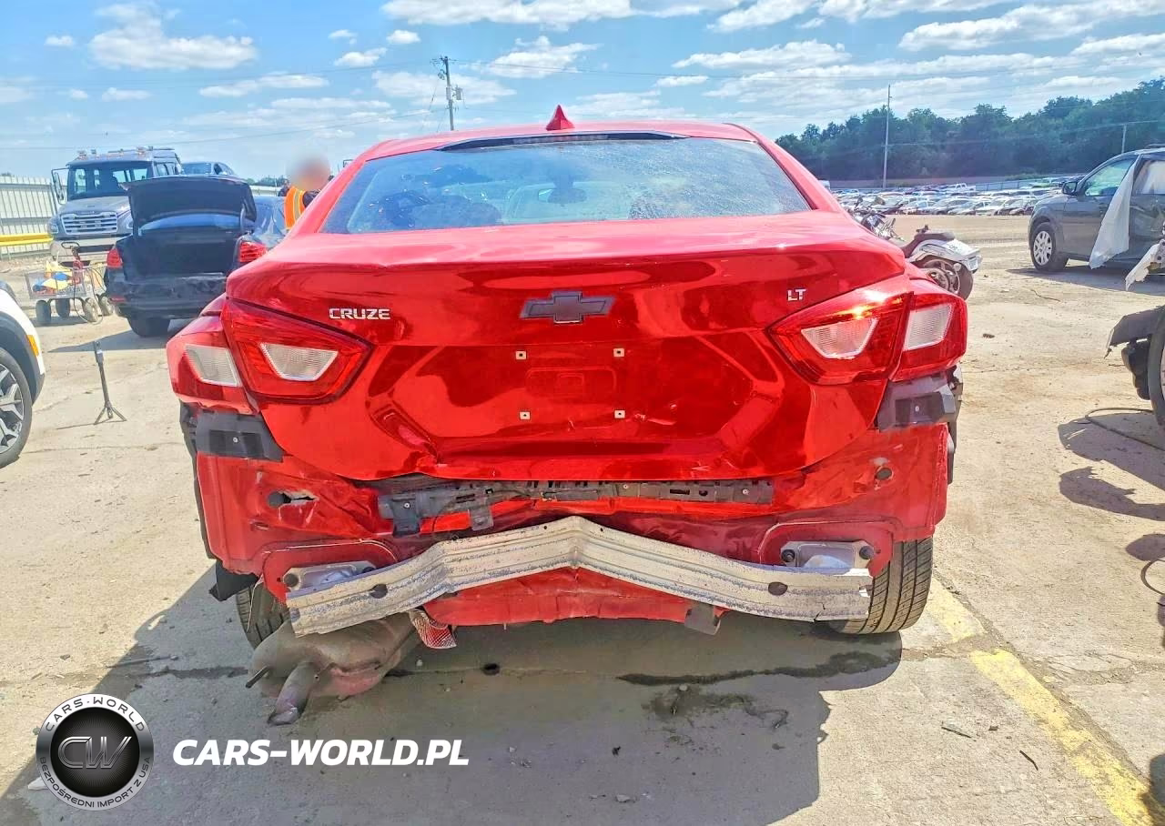 2017 Chevrolet Cruze Lt VIN:1G1BE5SM2H7188166 - 6