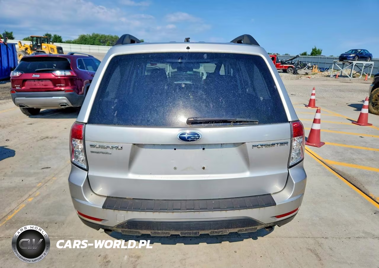 2010 Subaru Forester 2.5X Premium VIN:JF2SH6CCXAH720551 - 6
