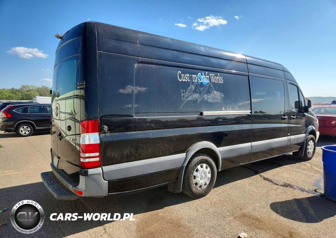 2011 Mercedes-Benz Sprinter 2500 VIN:WD3PE8CC8B5531693 - 3